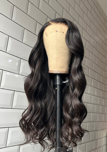 Ready to ship HD 5*5 Naomi 20’’